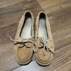 Sperry Boat Shoes SIZE 8.5M